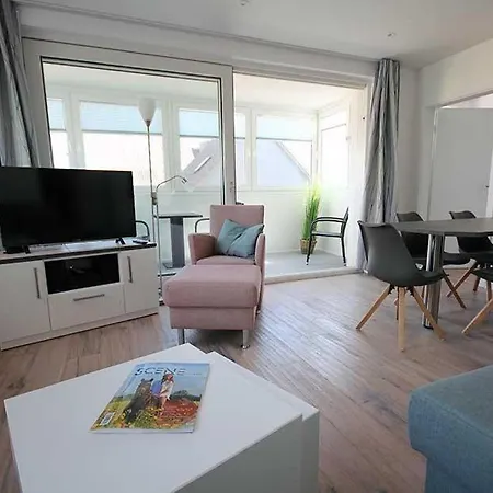 Grosse-ferienwohnung-3-mit-meerblick-und-strandkorb-im-haus-seeluft-duhnen アパート *