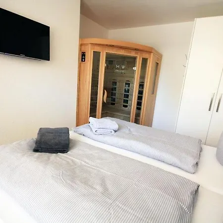 Grosse-ferienwohnung-3-mit-meerblick-und-strandkorb-im-haus-seeluft-duhnen